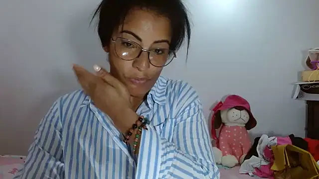 kateleyagrey online show from March 22, 2025, 12:39 am