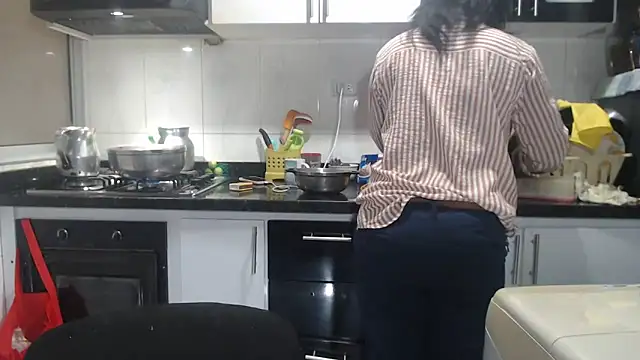 kateleyagrey online show from September 13, 2025, 6:29 pm