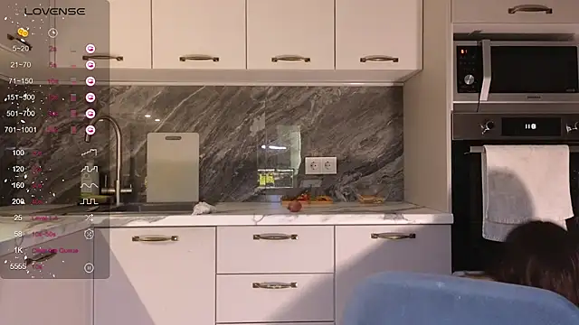 Alice Wonders online show from November 21, 2025, 7:56 pm