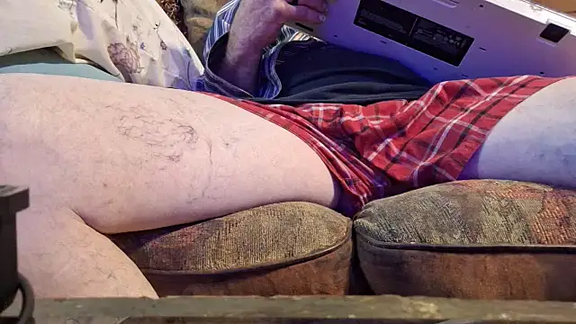 Snapshot of highstepper500 chatting on October 22, 2025, 5:19 am highstepper500 online show from October 22, 2025, 5:19 am