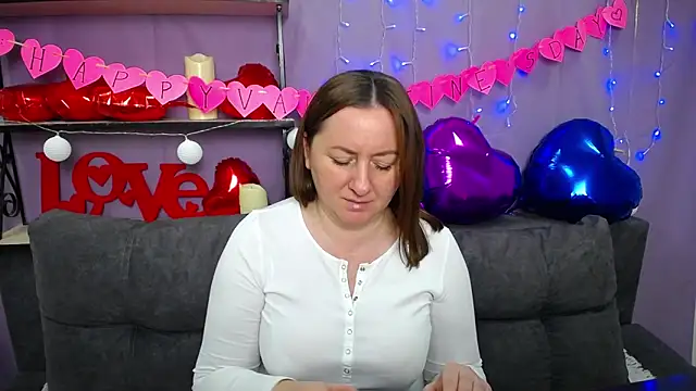 Snapshot of Abby_Taylorr chatting on February 9, 2025, 5:33 pm Abby Taylorr online show from February 9, 2025, 5:33 pm