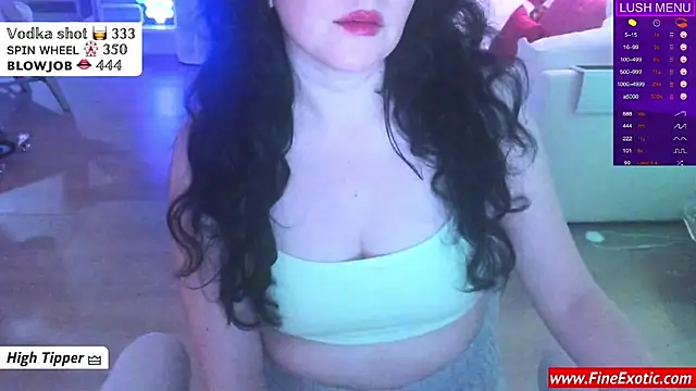 Snapshot of Vesaaa chatting on December 2, 2024, 4:20 am Vesaaa online show from December 2, 2024, 4:20 am