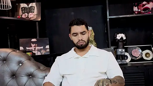 matteosantos online show from October 13, 2025, 11:43 am