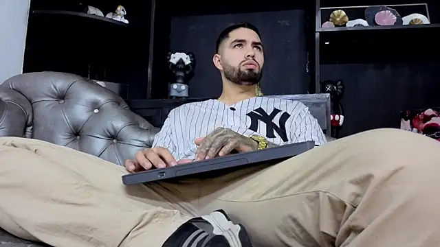 matteosantos online show from February 5, 2026, 11:59 am