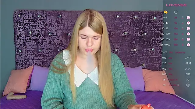 NoraBigAss online show from December 2, 2025, 1:55 am