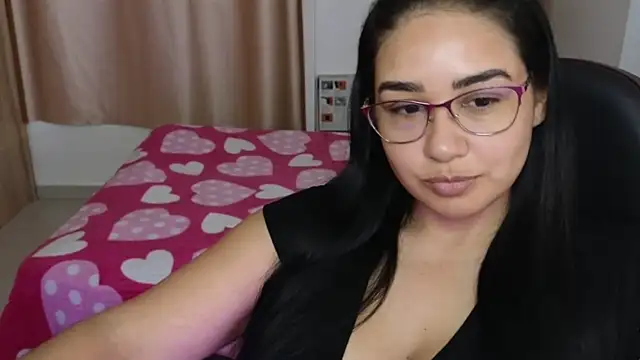 Snapshot of _anastasia chatting on February 9, 2025, 6:47 pm  anastasia online show from February 9, 2025, 6:47 pm