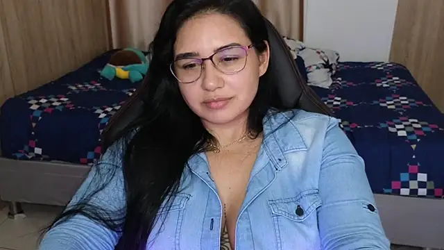 Snapshot of _anastasia chatting on February 20, 2025, 12:41 am  anastasia online show from February 20, 2025, 12:41 am