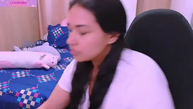 Snapshot of _anastasia chatting on February 27, 2026, 9:04 pm anastasia online show from February 27, 2026, 9:04 pm