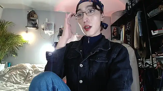 NicoleCortez online show from November 20, 2025, 2:23 am