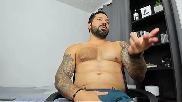 Pierre Vidal online show from March 11, 2025, 1:37 am