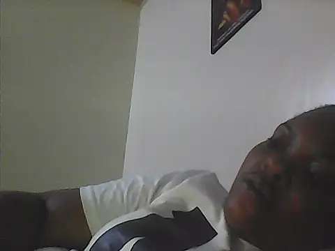 Naughty Laurah online show from December 2, 2025, 4:24 pm