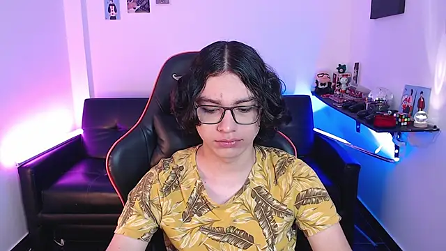 malik harrison   online show from December 17, 2024, 2:44 pm