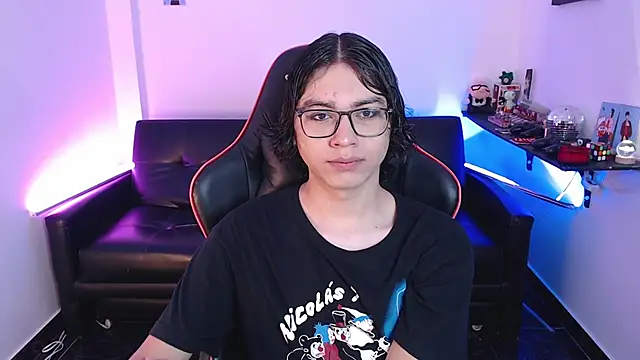 malik harrison   online show from December 18, 2024, 2:17 pm