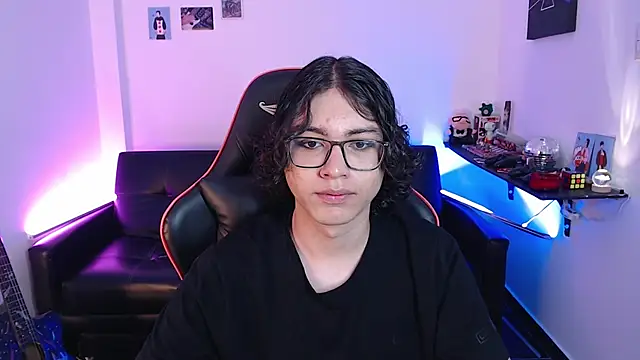 malik harrison   online show from December 23, 2024, 5:54 pm