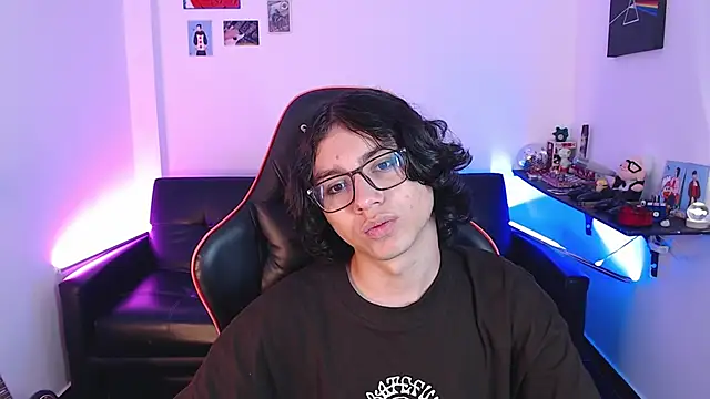 malik harrison   online show from January 1, 2025, 7:53 pm