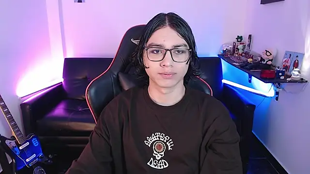 malik harrison   online show from January 6, 2025, 2:14 pm