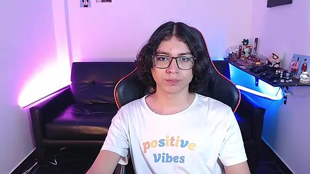 malik harrison   online show from January 13, 2025, 5:44 pm