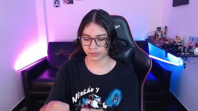 malik harrison   online show from January 14, 2025, 3:15 pm