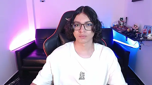 malik harrison   online show from January 20, 2025, 5:16 pm