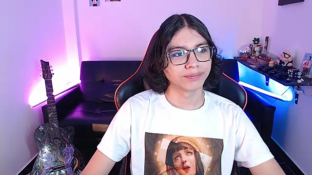 malik harrison   online show from January 24, 2025, 2:19 pm