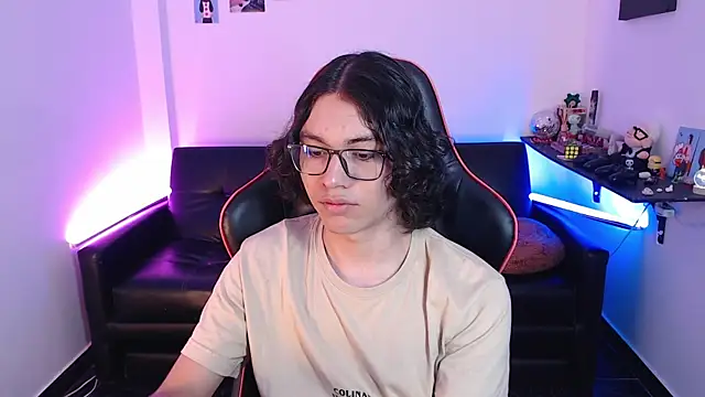 malik harrison   online show from February 3, 2025, 5:24 pm