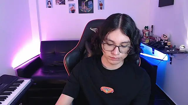 malik harrison   online show from February 7, 2025, 4:46 pm