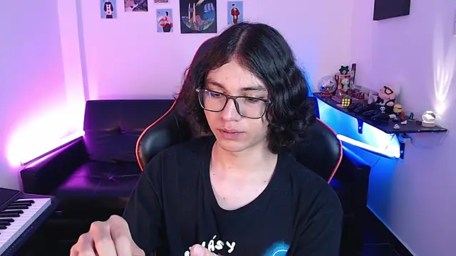 malik harrison   online show from February 11, 2025, 5:29 pm