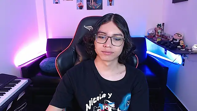 malik harrison   online show from February 25, 2025, 5:04 pm