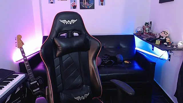 malik harrison   online show from March 4, 2025, 2:32 pm