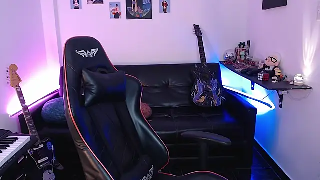 malik harrison   online show from March 12, 2025, 2:34 pm