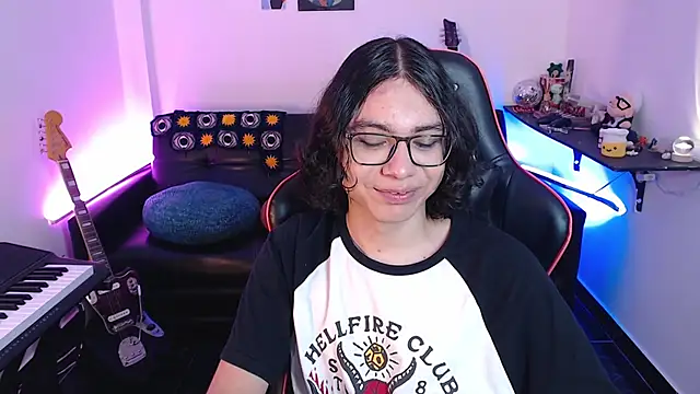 malik harrison   online show from March 15, 2025, 6:54 pm