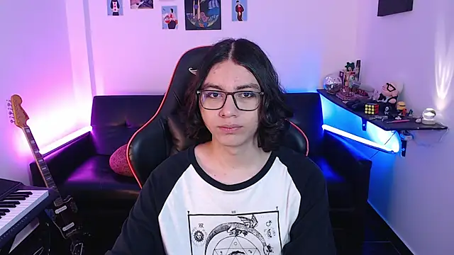 malik harrison   online show from March 21, 2025, 3:02 pm