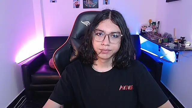 malik harrison   online show from September 9, 2025, 3:11 pm