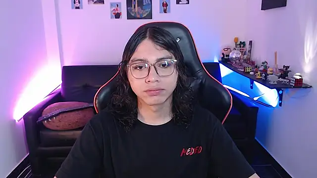 malik harrison   online show from October 31, 2025, 3:57 pm