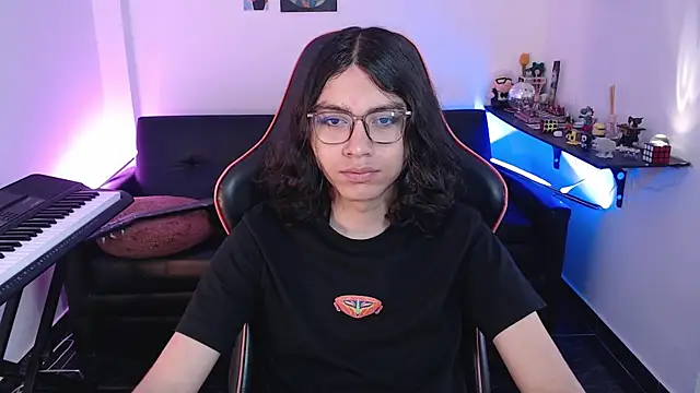 malik harrison   online show from November 1, 2025, 3:14 pm