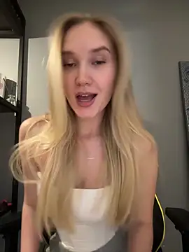 MariaTull online show from February 19, 2025, 3:49 pm