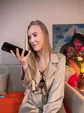 MariaTull online show from February 22, 2026, 7:56 pm