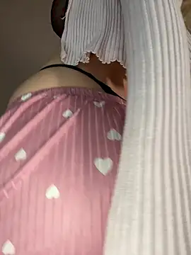 MariaTull online show from April 17, 2026, 5:05 pm