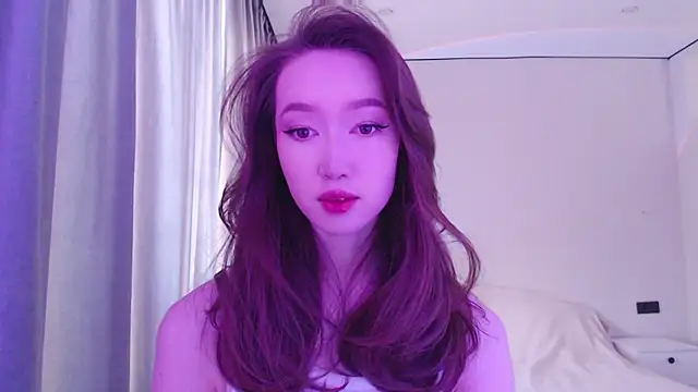  luna 022 online show from December 21, 2024, 4:19 am