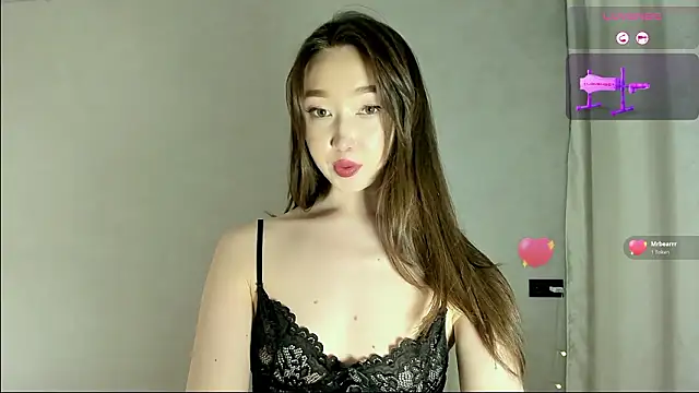  luna 022 online show from February 24, 2026, 1:09 pm