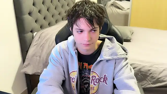 SasukeUhchiaa online show from February 23, 2025, 12:19 am