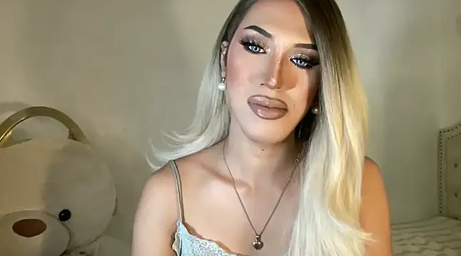 Ts glamxxxx online show from February 3, 2025, 11:53 am