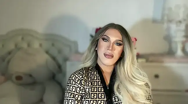 Ts glamxxxx online show from February 27, 2025, 5:15 pm