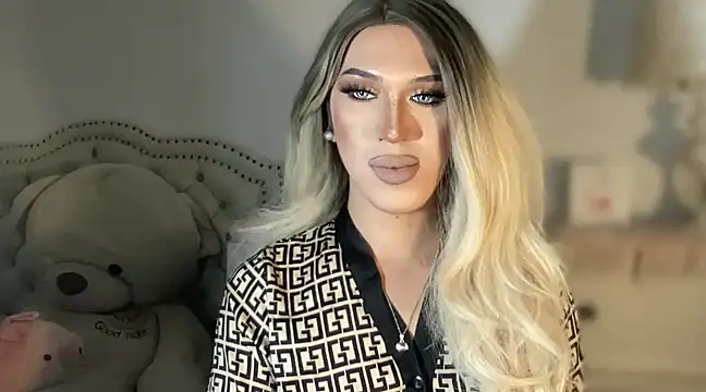 Ts glamxxxx online show from March 7, 2025, 7:49 pm