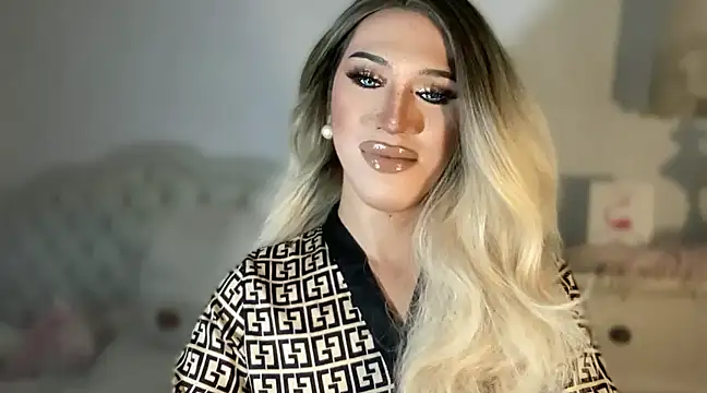 Ts glamxxxx online show from March 22, 2025, 2:37 am