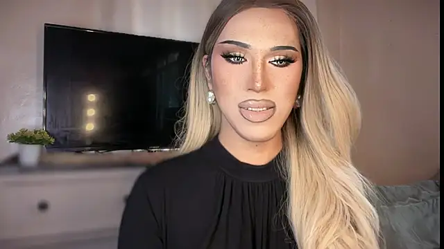 Ts glamxxxx online show from March 8, 2026, 1:14 am