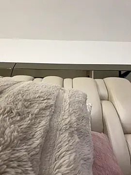 ALISSON FOXXX1 online show from December 21, 2025, 1:51 pm