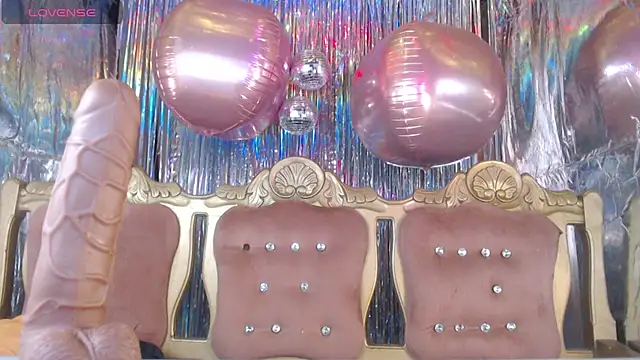 slutty hotwife online show from April 14, 2026, 11:16 am