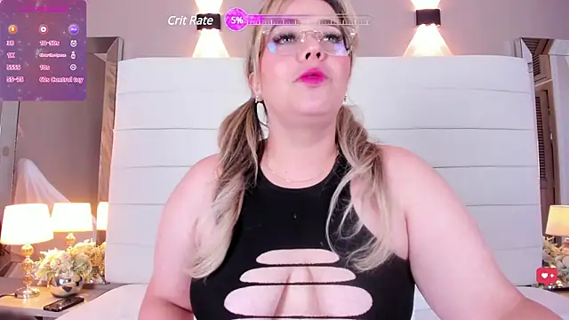 Charlotte93  online show from March 22, 2025, 3:20 pm