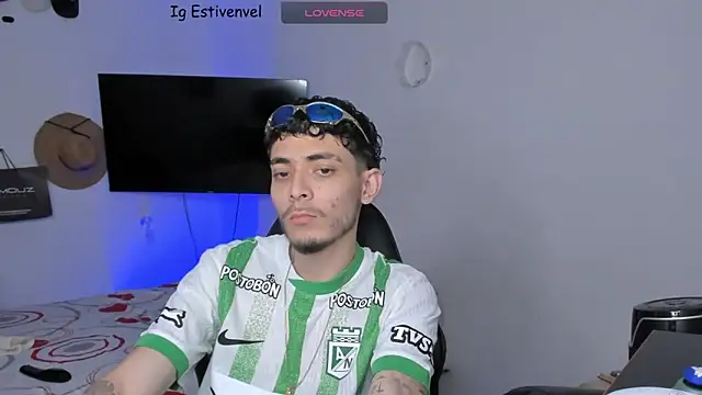 steve latin online show from November 20, 2025, 6:29 pm